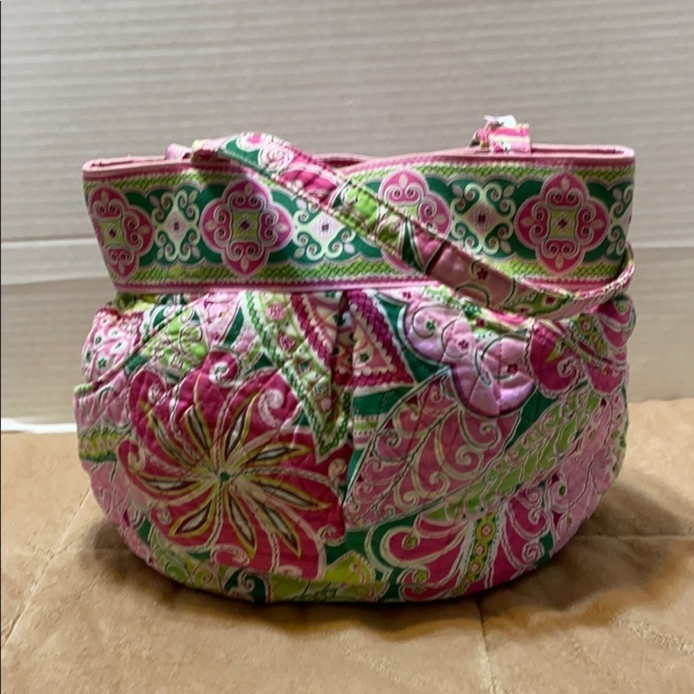Vera Bradley Little Betsy Pinwheel Pattern HandBag - Picture 2 of 11